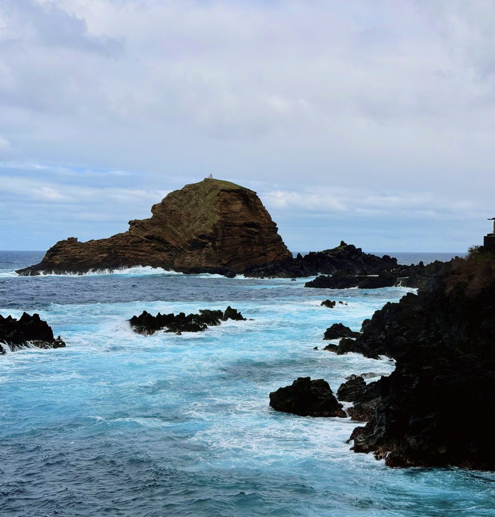 The current image has no alternative text. The file name is: sea-swim.jpg